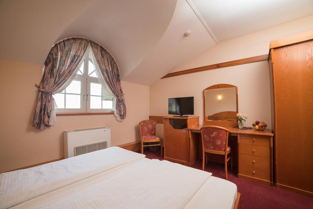 Hotel Lagus Gornji Kneginec 외부 사진